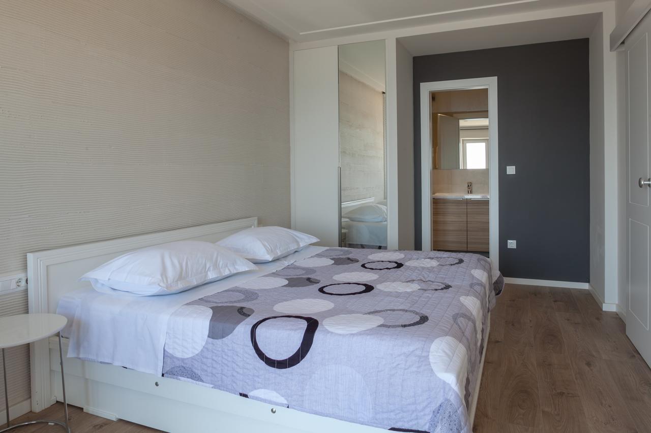 Apartments Juric Brela Exterior foto
